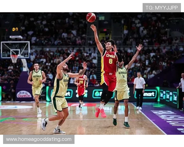 中国男篮逆袭战胜澳大利亚晋级世界杯四强 确保明年奥运资格