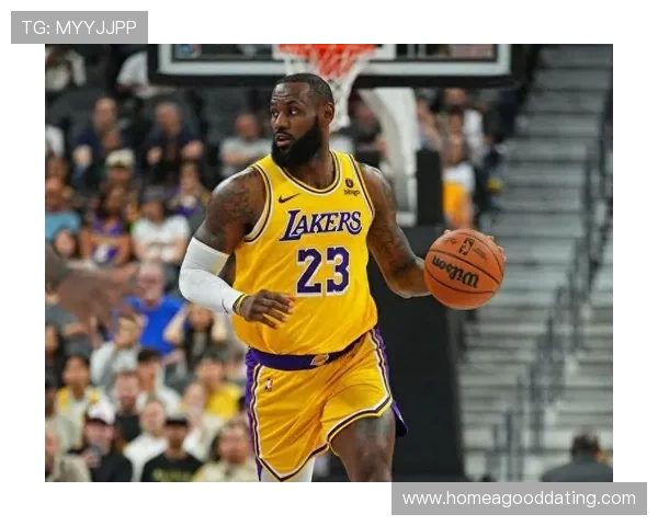 湖人季前赛大胜勇士 詹姆斯展现领袖风范 新援表现亮眼