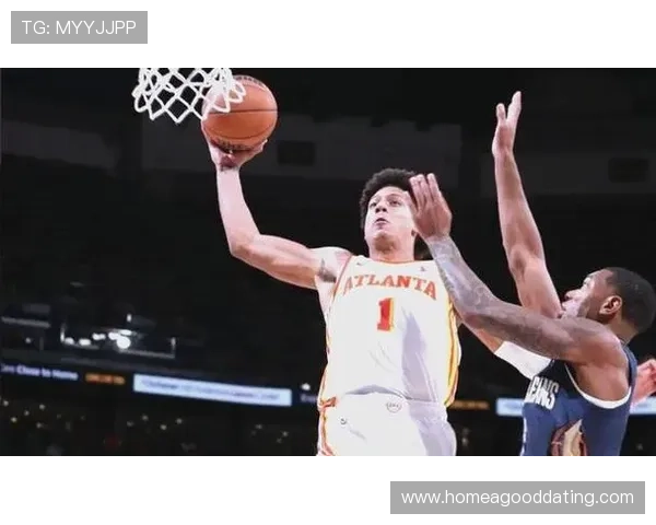 老鹰队最新动态：年轻球员崭露头角 引领球队迎接新赛季挑战