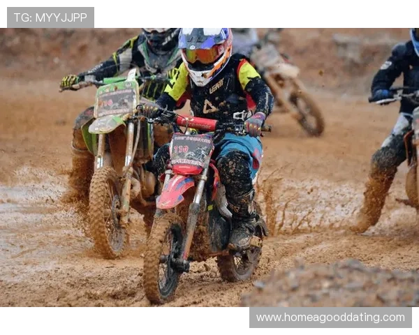 摩托车大奖赛2025赛季开幕 车手们的激烈对决预示着全新挑战